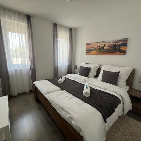Sophia Apartman Goedoello Dış mekan fotoğraf