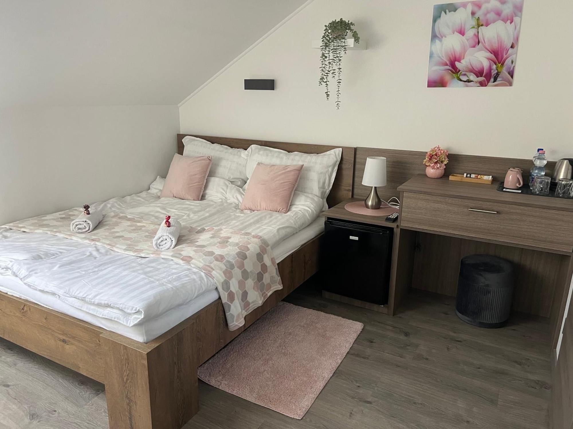 Sophia Apartman Goedoello Dış mekan fotoğraf